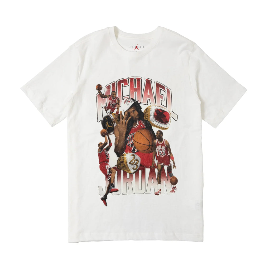 AIR JORDAN FLIGHT ESSENTIALS OVERSIZED T-SHIRT – SAIL/VARSITY RED/VARSITY RED