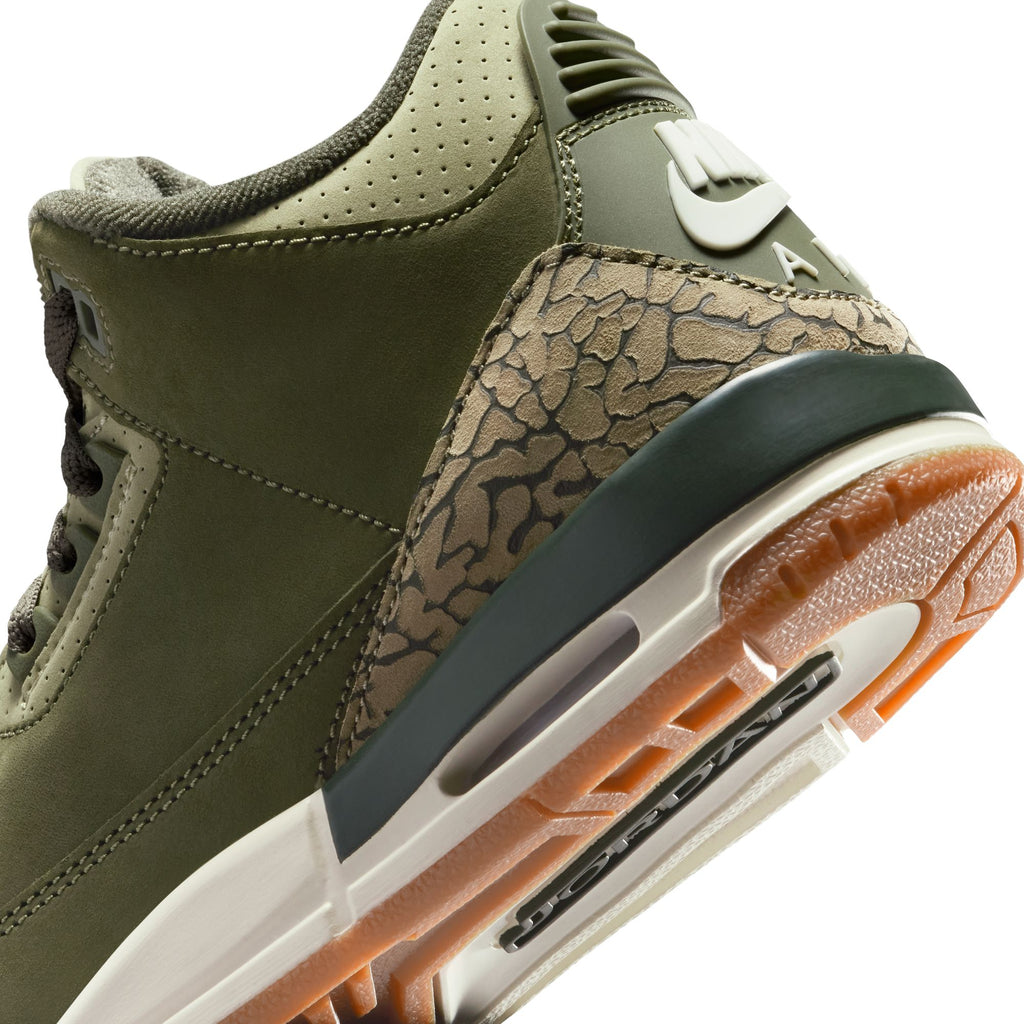 AIR JORDAN 3 RETRO GS - MEDIUM OLIVE/SEQUOIA-NEUTRAL OLIVE-SAIL