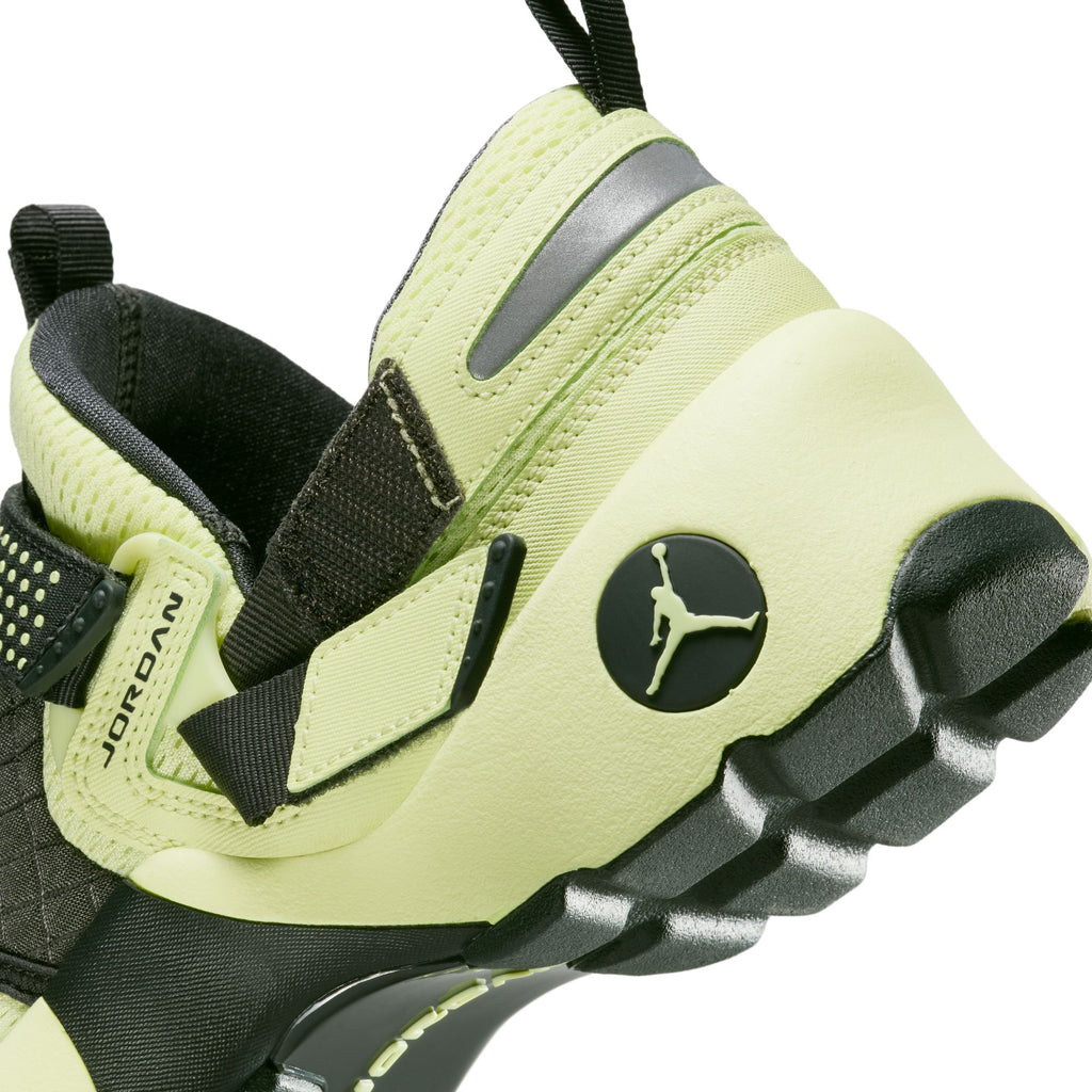 WOMENS AIR JORDAN TRUNNER LX - LUMINOUS GREEN/ANTHRACITE