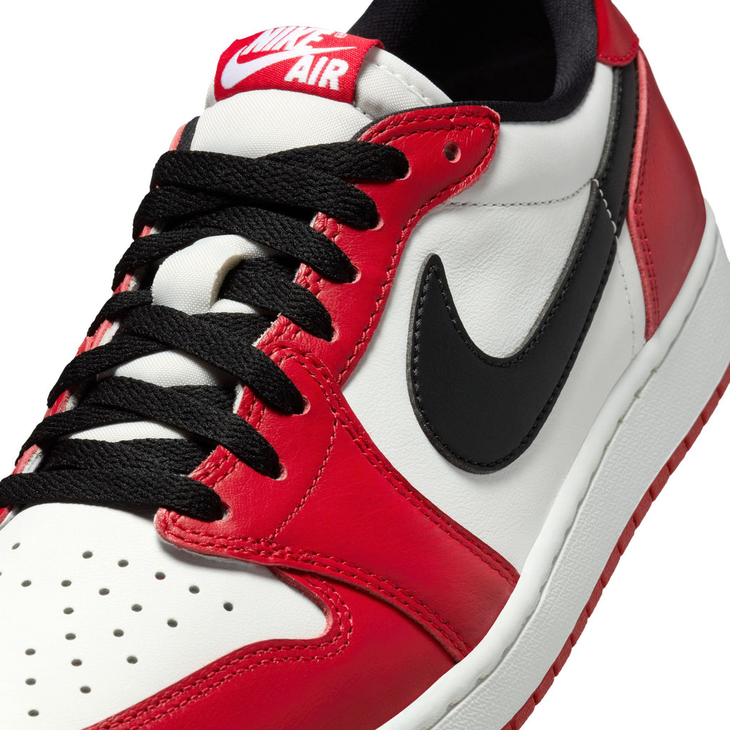 AIR JORDAN 1 LOW OG 'CHICAGO' - VARSITY RED/BLACK-SUMMIT WHITE