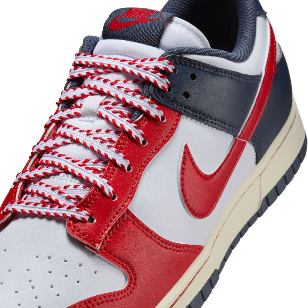 NIKE DUNK LOW RETRO - WHITE/UNIVERSITY RED-THUNDER BLUE