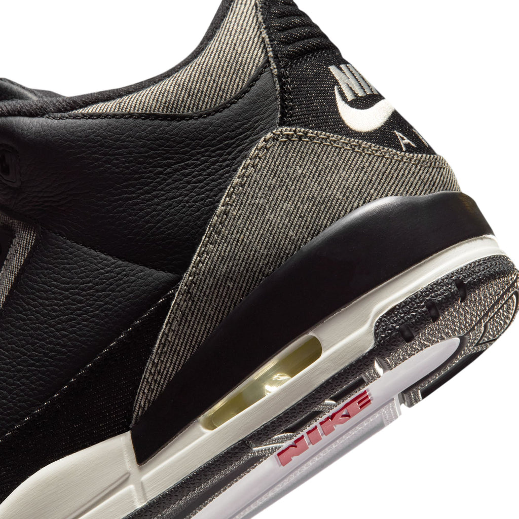 AIR JORDAN 3 X LEVI’S® “BLACK AND WHITE” - DENIM/BLACK-GYM RED
