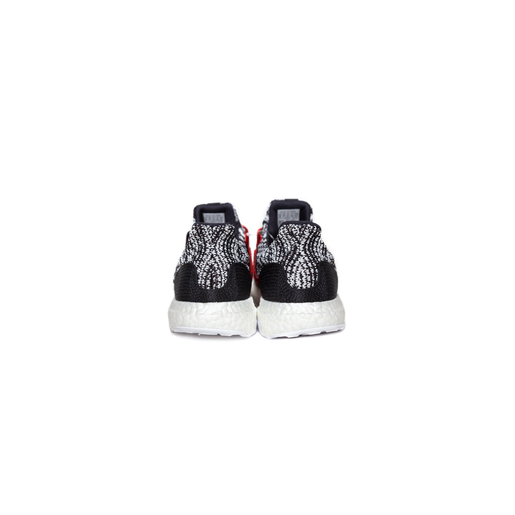 ADIDAS CLIMA ULTRABOOST BY MISSONI - CORE BLACK / CLOUD WHITE / ACTIVE RED
