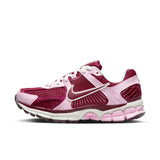 WOMENS NIKE ZOOM VOMERO 5 - PINK FOAM/TEAM RED-SAIL