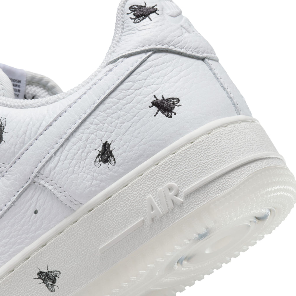 NIKE AIR FORCE 1 RETRO -  SUMMIT WHITE/SUMMIT WHITE-BLACK