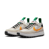 NIKECRAFT FIELD GENERAL PURPOSE 'BRICOLAGE' - SUMMIT WHITE/UNIVERSITY GOLD-BIRCH