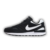NIKE AIR PEGASUS NEW RACER - BLACK/WHITE