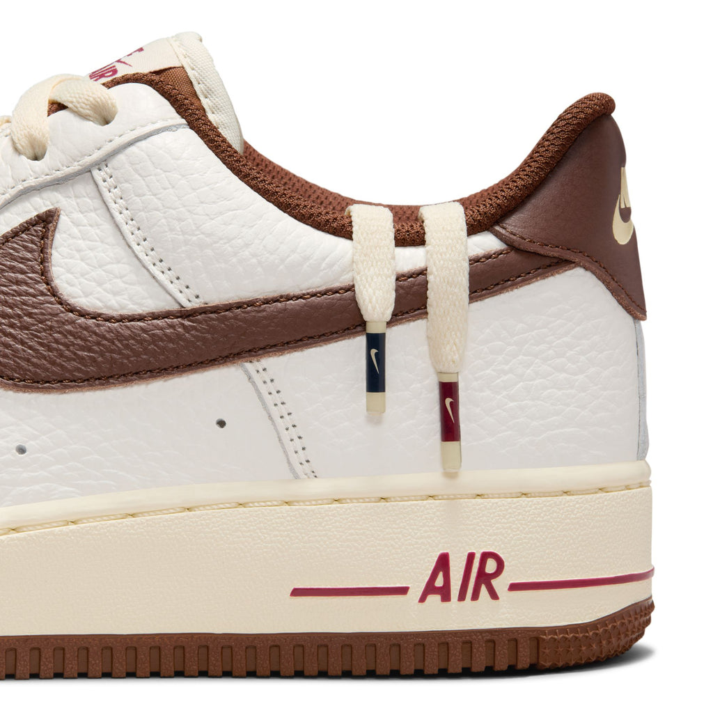 NIKE AIR FORCE 1 '07 "YARDRUNNER" - SAIL/CACAO WOW-COCONUT MILK