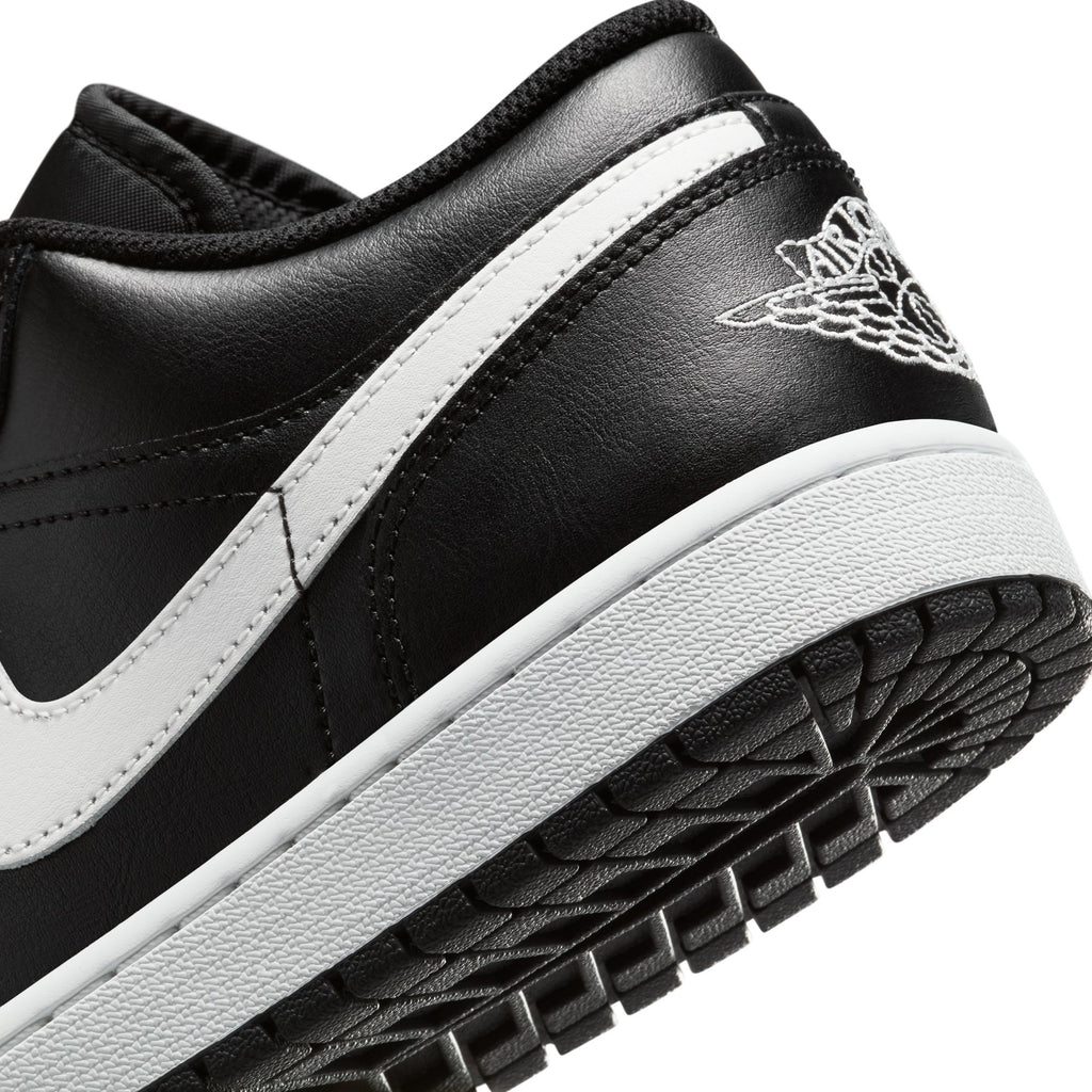 AIR JORDAN 1 LOW - BLACK/SUMMIT WHITE