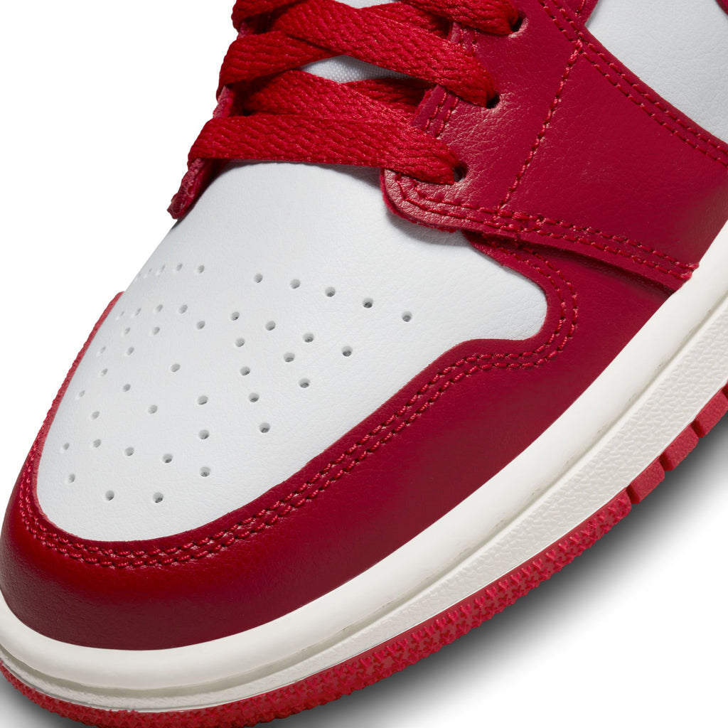 WOMENS AIR JORDAN 1 LOW - WHITE/GYM RED-BLACK-SAIL