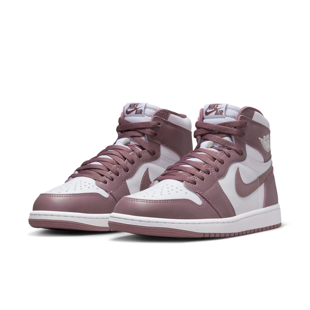 AIR JORDAN 1 RETRO HIGH OG - WHITE/SKY J MAUVE-WHITE