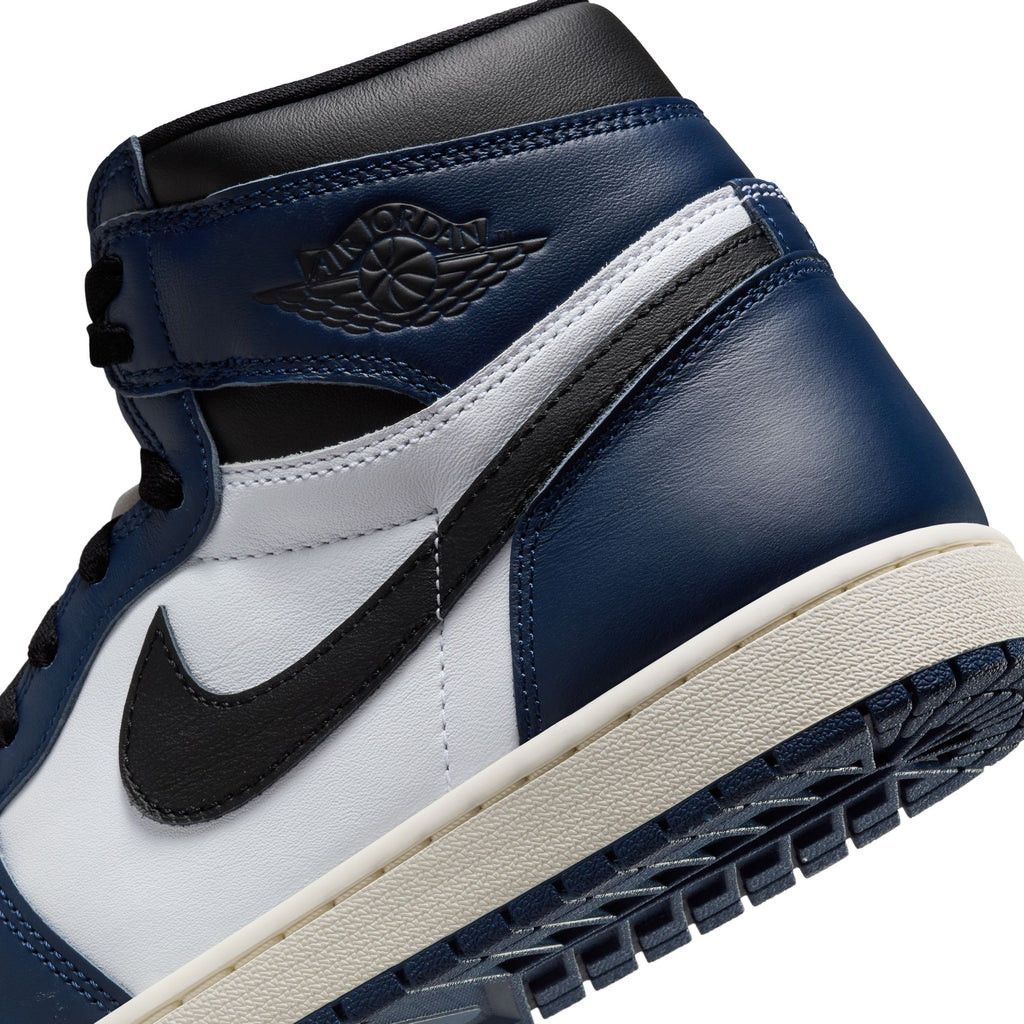 AIR JORDAN 1 RETRO HIGH OG "MIDNIGHT NAVY" - MIDNIGHT NAVY/BLACK-WHITE-SAIL