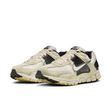 NIKE ZOOM VOMERO 5 - ALABASTER/PALE IVORY-BLACK-WHITE