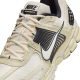 NIKE ZOOM VOMERO 5 - ALABASTER/PALE IVORY-BLACK-WHITE