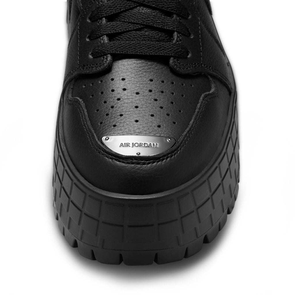 WOMEN'S AIR JORDAN 1 BROOKLYN LOW - BLACK/METALLIC BLACK-WHITE