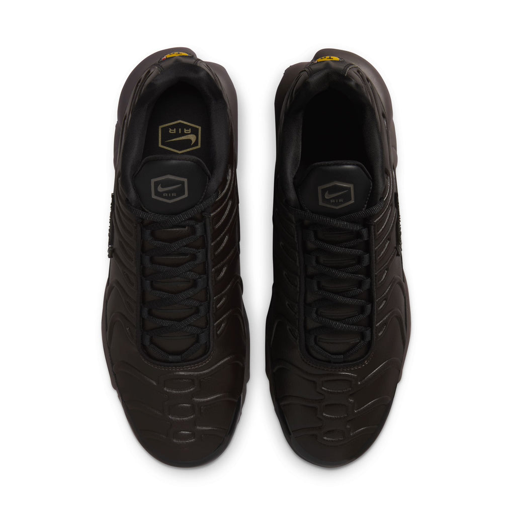 NIKE AIR MAX PLUS - PREMIUM BLACK TEA/BLACK-PETRA BROWN-OLIVE GREEN