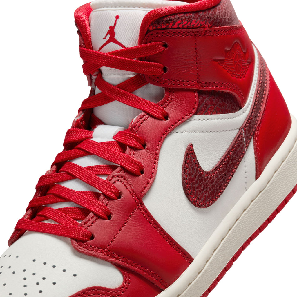 WOMENS AIR JORDAN 1 MID SE - SAIL/VARSITY RED-TEAM RED