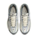 NIKE INITIATOR - LIGHT BONE/COCONUT MILK-METALLIC SILVER-SMOKE GREY