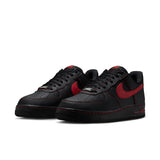 NIKE AIR FORCE 1 '07 LV8 - BLACK/UNIVERSITY RED-BLACK-BLACK
