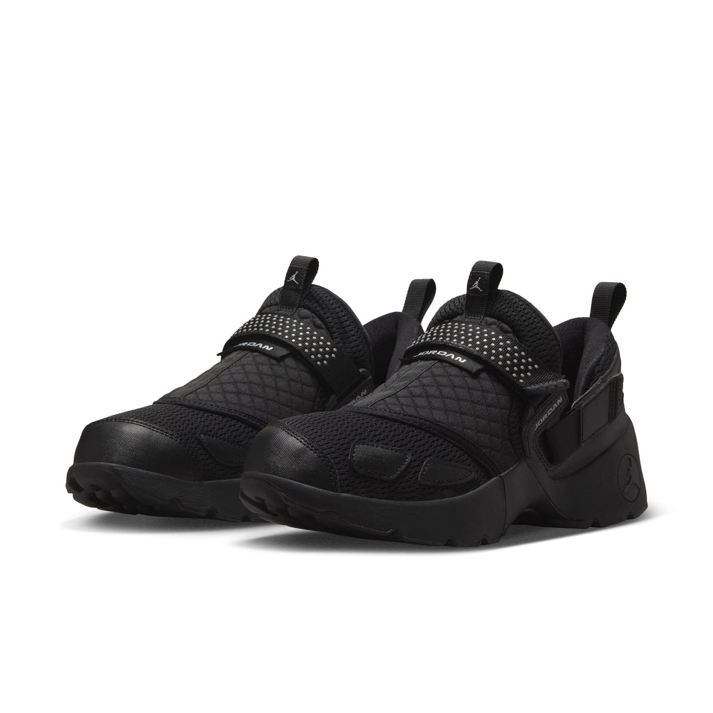 WOMENS AIR JORDAN TRUNNER LX - BLACK/BLACK-BLACK