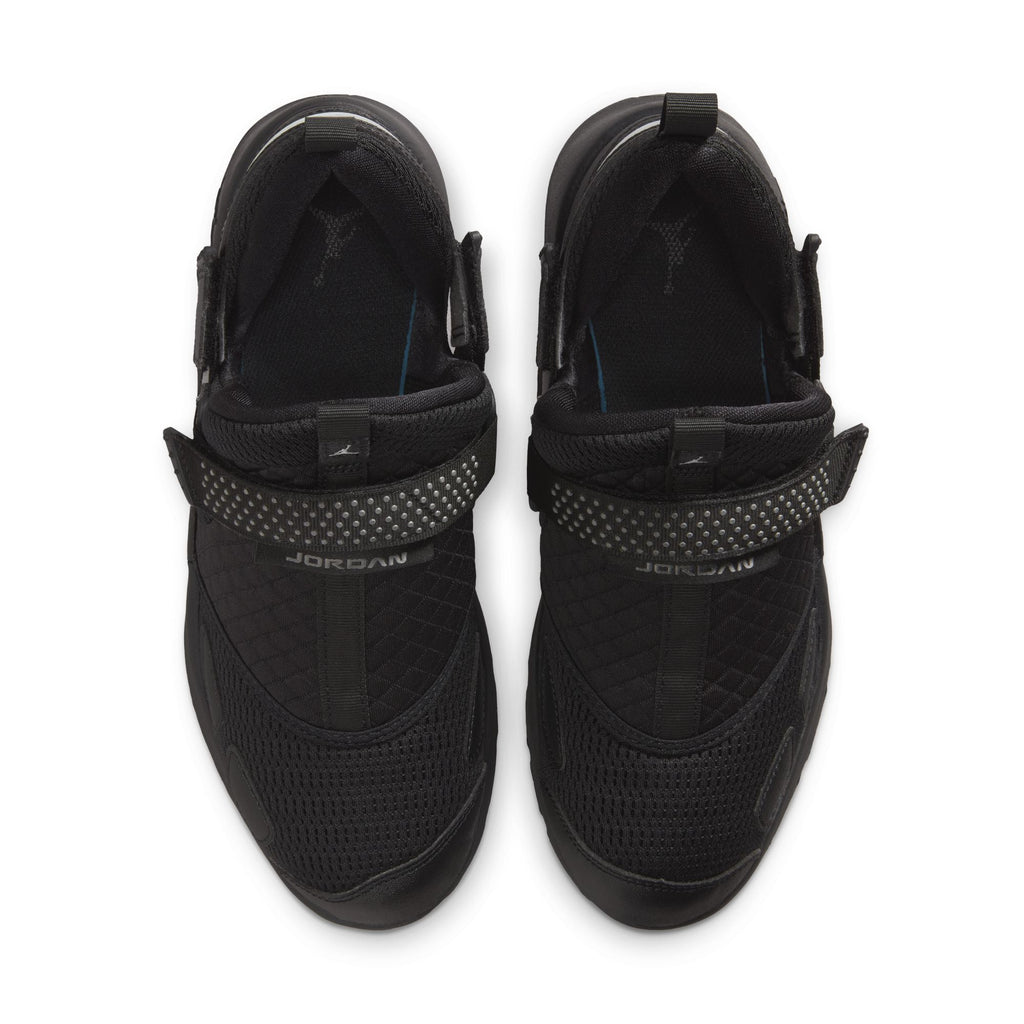 WOMENS AIR JORDAN TRUNNER LX - BLACK/BLACK-BLACK