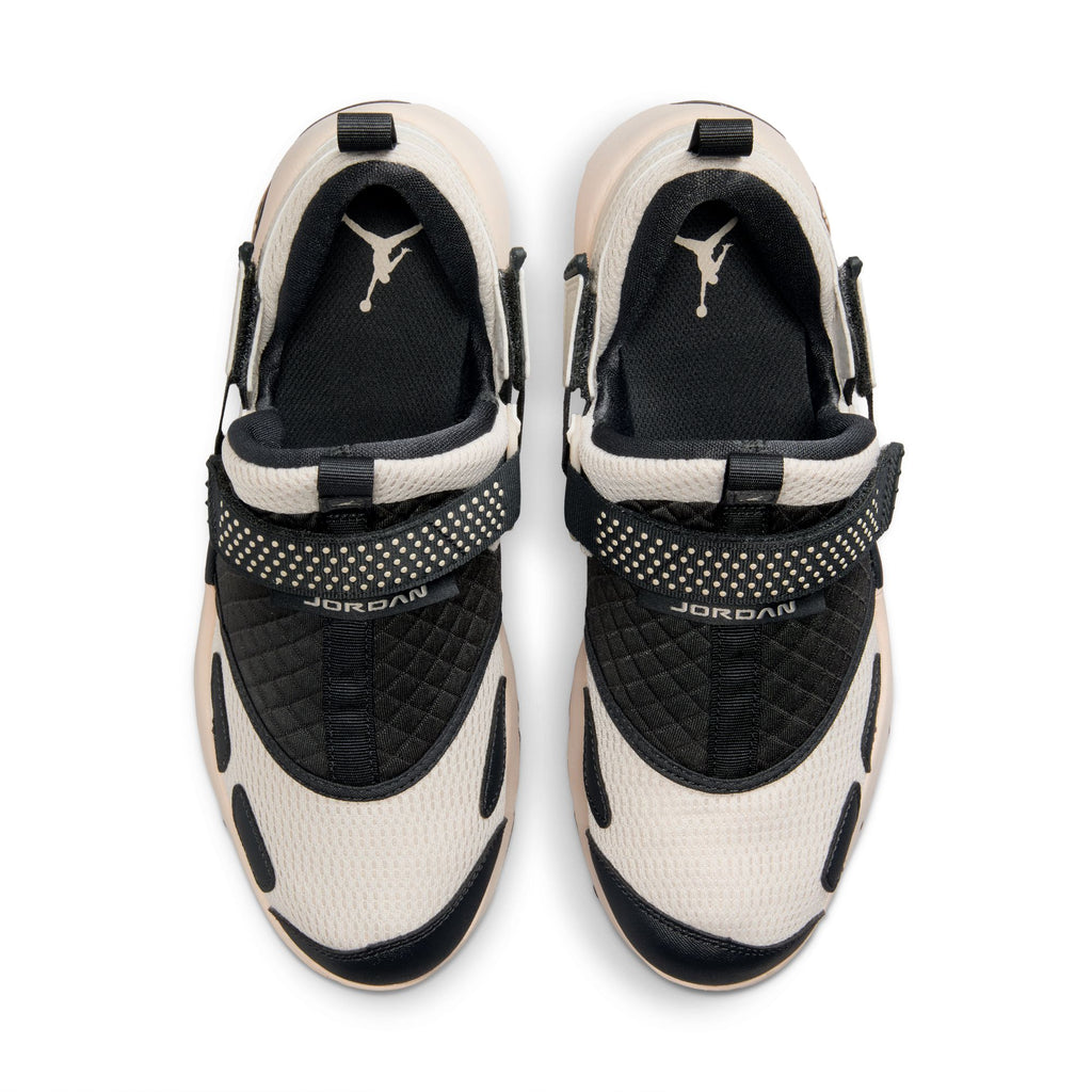 WOMENS AIR JORDAN TRUNNER LX - LT OREWOOD BRN/ANTHRACITE