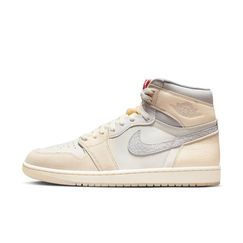 AIR JORDAN 1 RETRO HIGH OG - SAIL/UNIVERSITY RED-PALE IVORY
