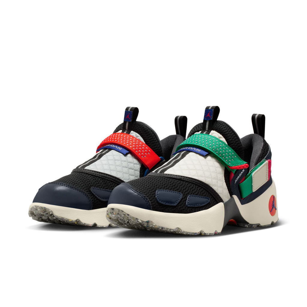 WOMENS AIR JORDAN TRUNNER LX - BLACK/WHITE-COCONUT MILK-ORANGE BLAZE
