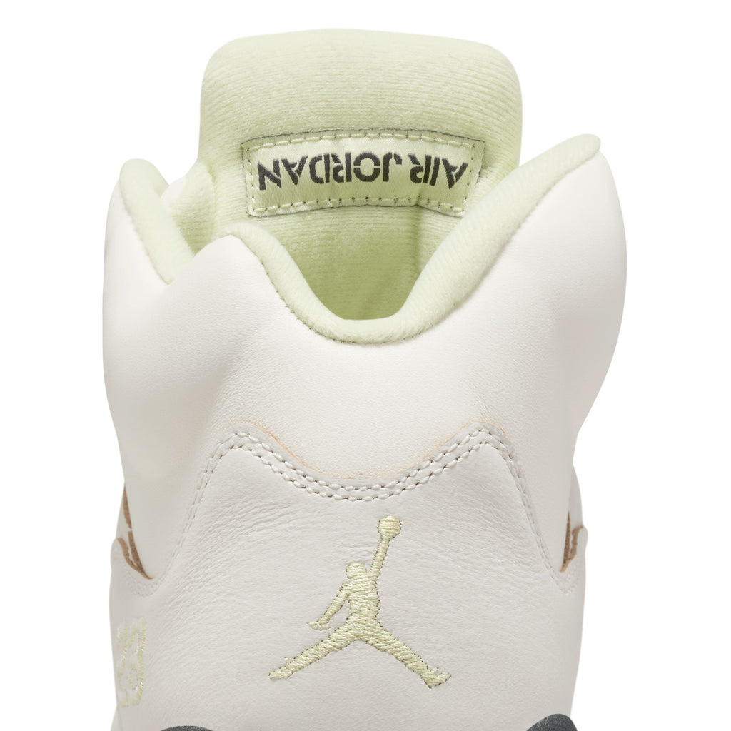WOMENS AIR JORDAN 5 RETRO - SAIL/LUMINOUS GREEN-ANTHRACITE