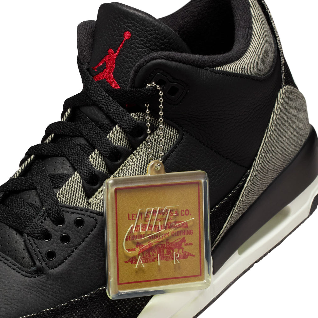 AIR JORDAN 3 X LEVI’S® “BLACK AND WHITE”  - DENIM/BLACK-GYM RED