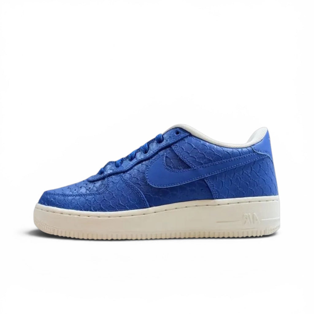 NIKE AIR FORCE 1 LV8 GS ‘CROCODILE SKIN - STAR BLUE’