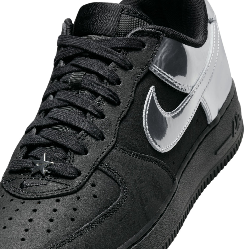 NIKE AIR FORCE 1 LOW RETRO - BLACK/CHROME-BLACK