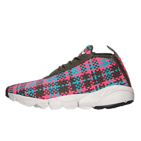 NIKE AIR FOOTSCAPE DESERT CHUKKA - CARGO KHAKI/HYPER JADE/HYPER PINK