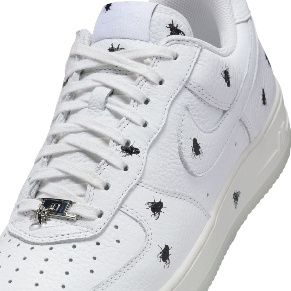 NIKE AIR FORCE 1 RETRO -  SUMMIT WHITE/SUMMIT WHITE-BLACK
