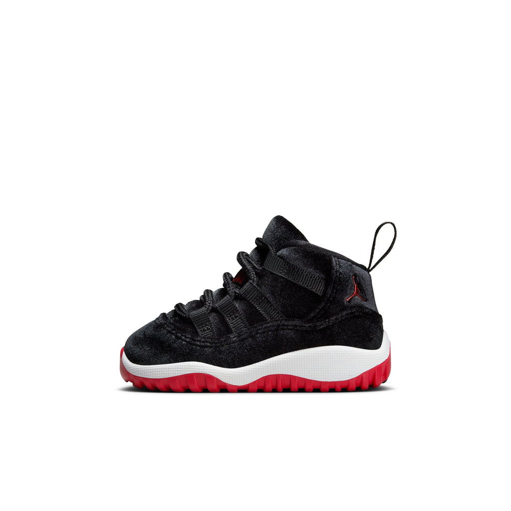 AIR JORDAN 11 RETRO 