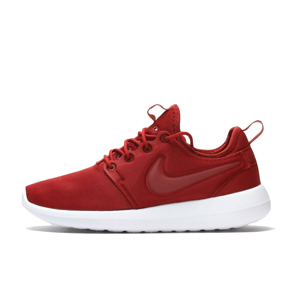 WOMEN'S NIKE ROSHE TWO - DARK CAYENNE/DARK CAYENNE