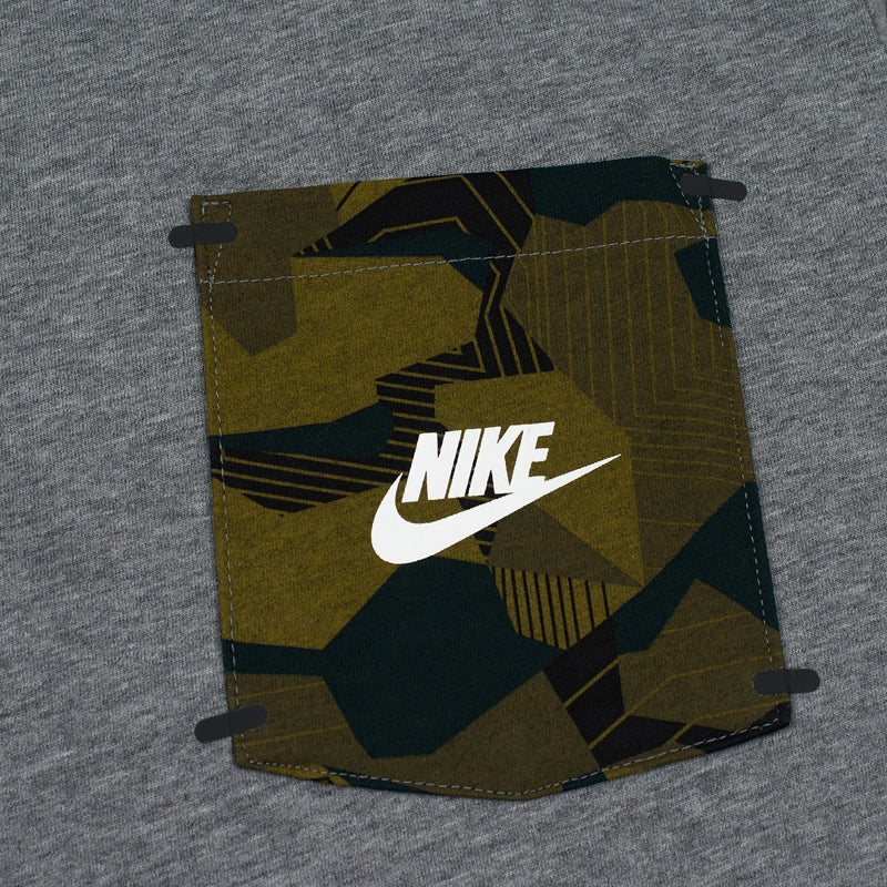 NIKE TEE-DROP HEM POCKET - GREY