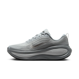 NIKE VOMERO PLUS  - VAST GREY/WOLF GREY-OFF WHITE-HEMP