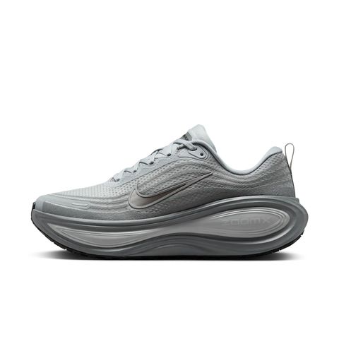 NIKE VOMERO PLUS  - VAST GREY/WOLF GREY-OFF WHITE-HEMP