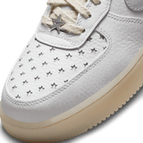 WOMEN'S NIKE AIR FORCE 1 '07 - SUMMIT WHITE/PURE PLATINUM